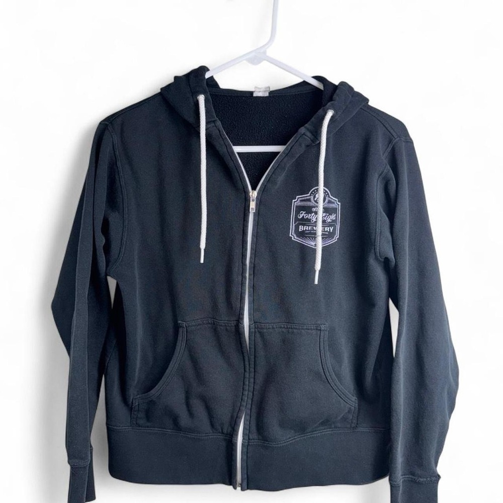 Vintage Style Forty Eight Brewery Zip Up Hoodie Black Graphic Logo Sweatshirt